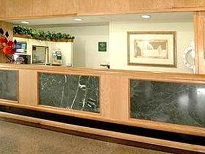 North Miami Gardens & (adults Only) 2*