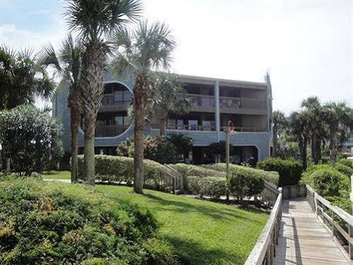 Hibiscus Oceanfront 2*