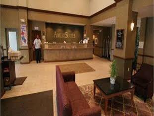 Ramada By Wyndham Airport- Free Airport Shuttle