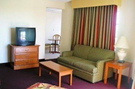 Hotel Ocean Point Pompano Beach