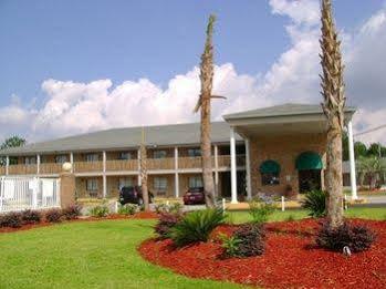 Emerald Sands Hotel