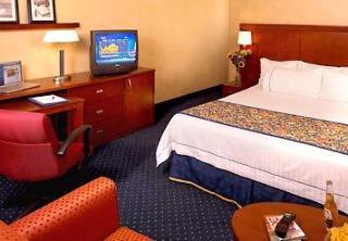 Courtyard By Marriott At The Mayo Clinic Campus/beaches Hotel Jacksonville