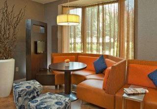 Courtyard By Marriott At The Mayo Clinic Campus/beaches Hotel Jacksonville