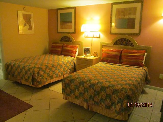 Beachwalk Motel