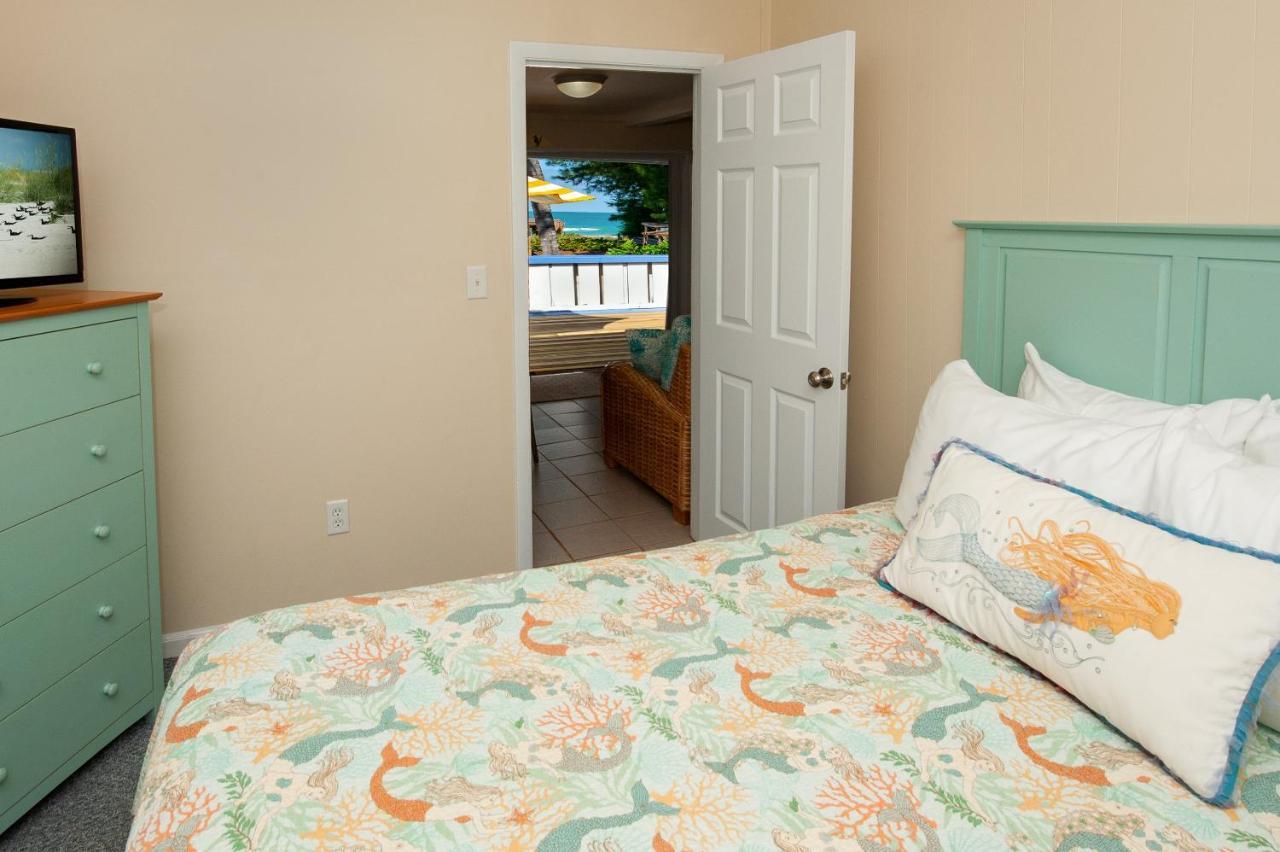 Cedar Cove & 4* Holmes Beach