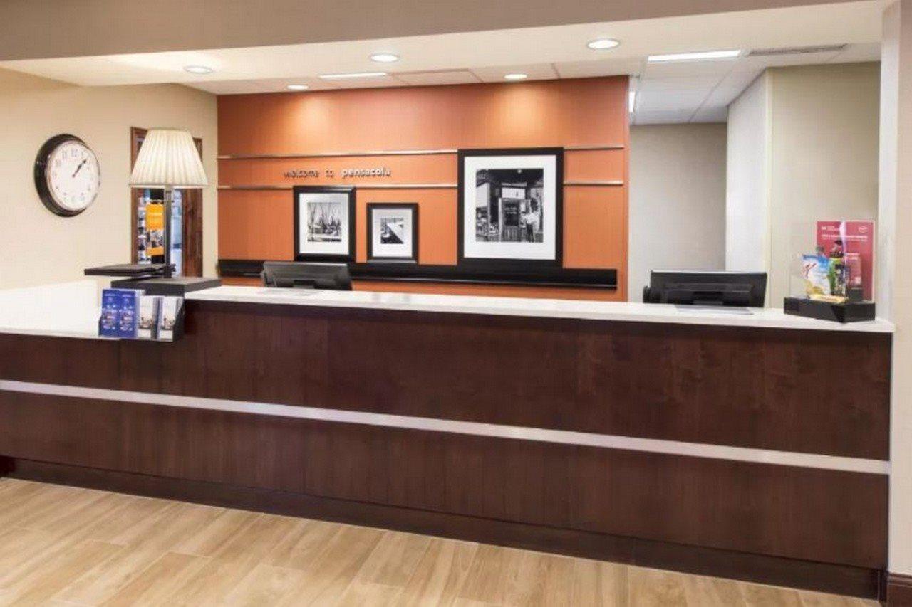 Hotel Hampton & I-10 N At Town Plaza Pensacola
