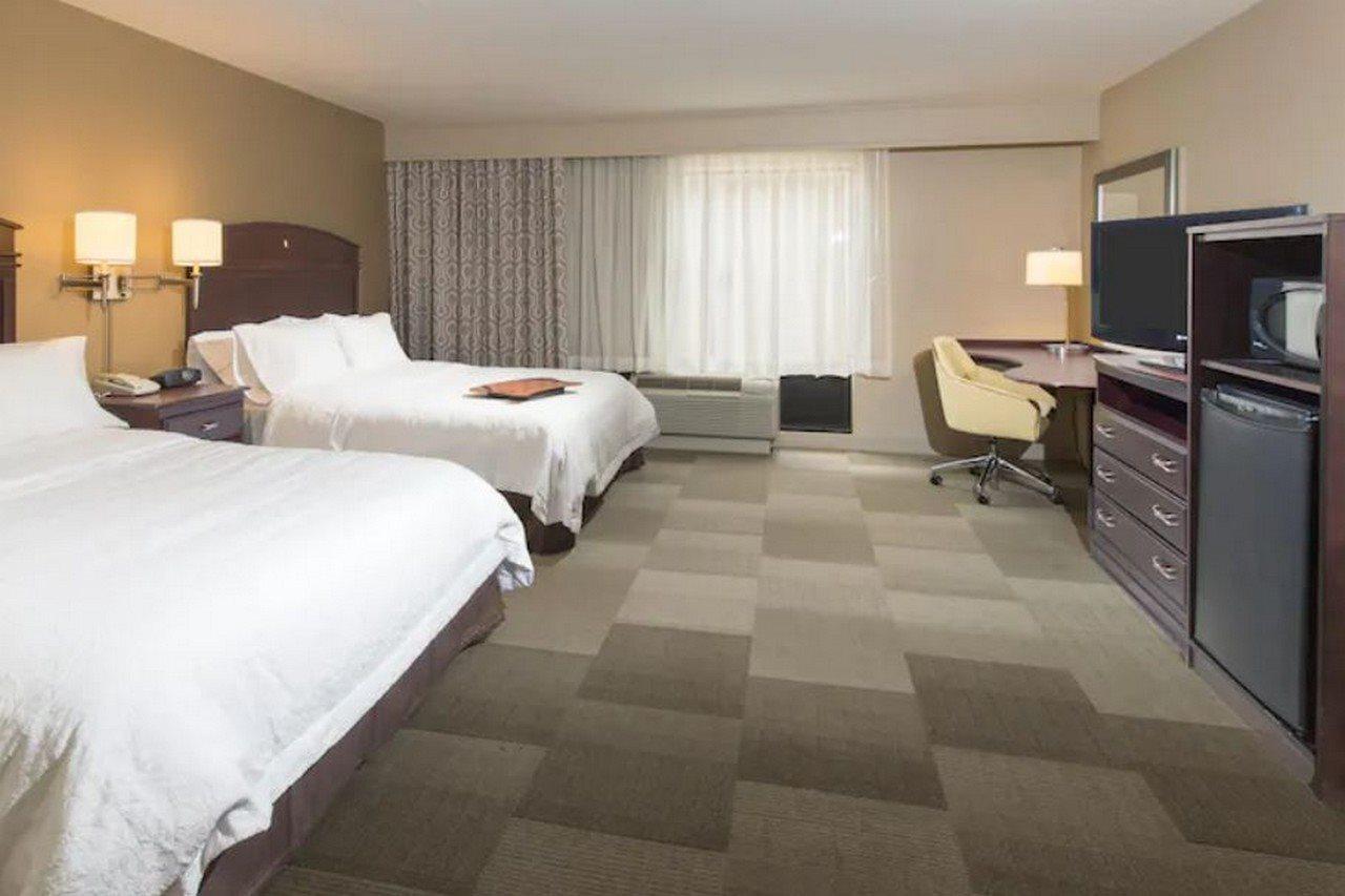 Hampton & I-10 N At Town Plaza Hotel Pensacola