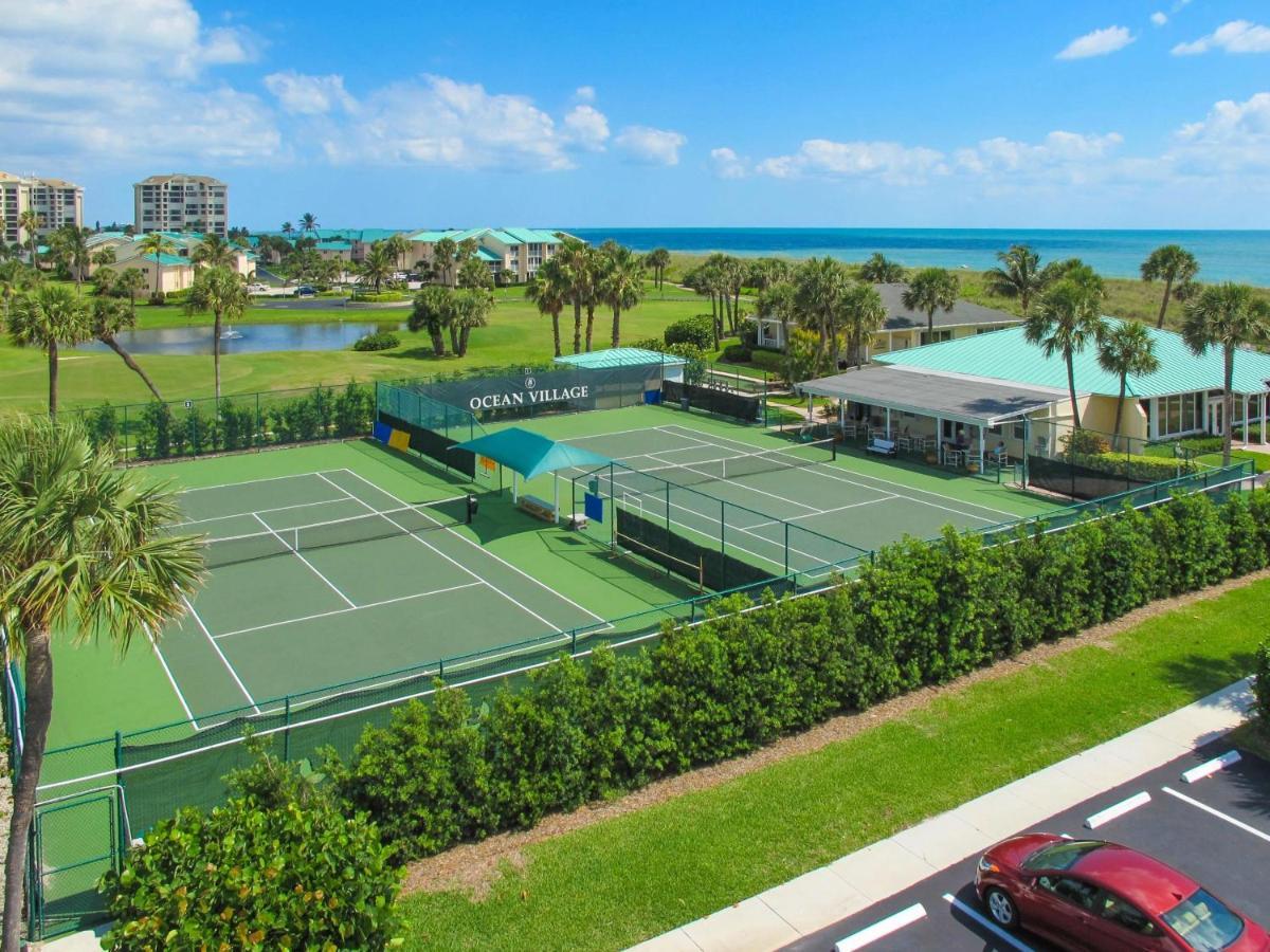 Apartment Excellent Front Community, Golf Course, Tennis, Sunny Weather Year Round!