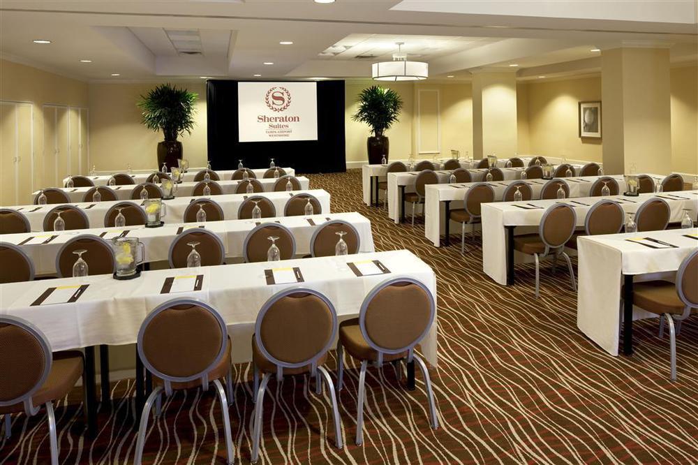 Four Points By Sheraton Airport Westshore 3*
