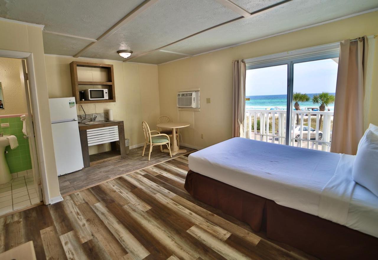 Hotel Palm Grove 2*