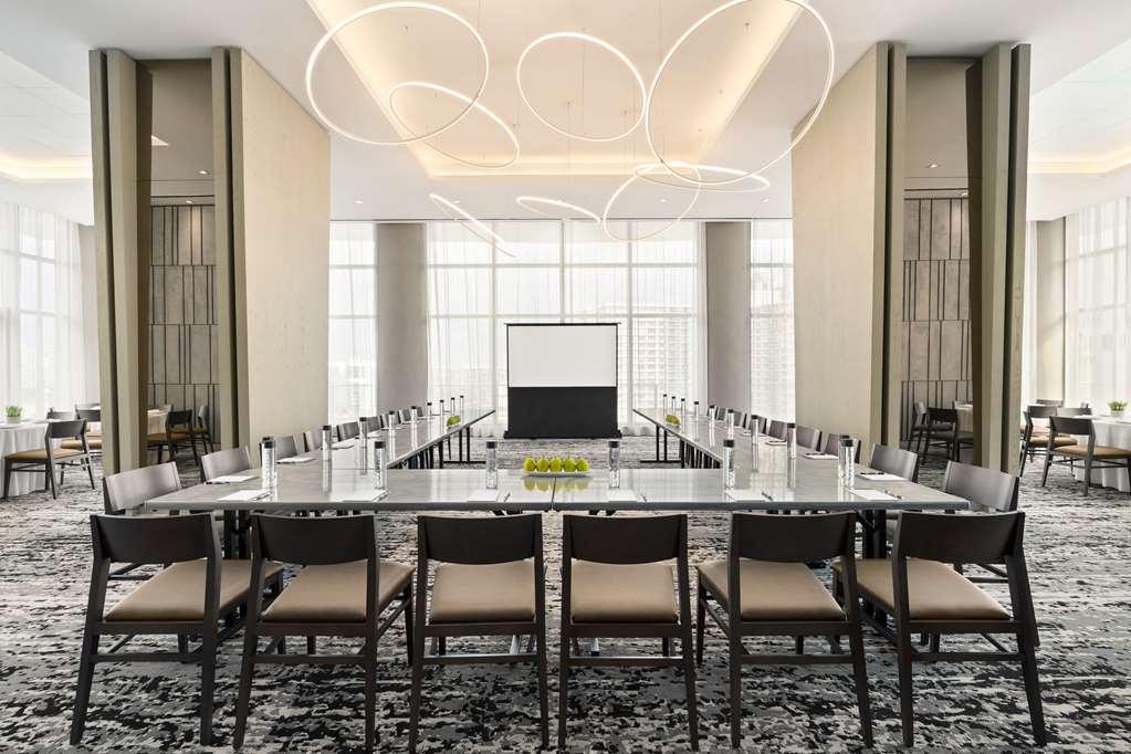 Modern 3 Bedroom At Hollywood 28th Floor Apartment *