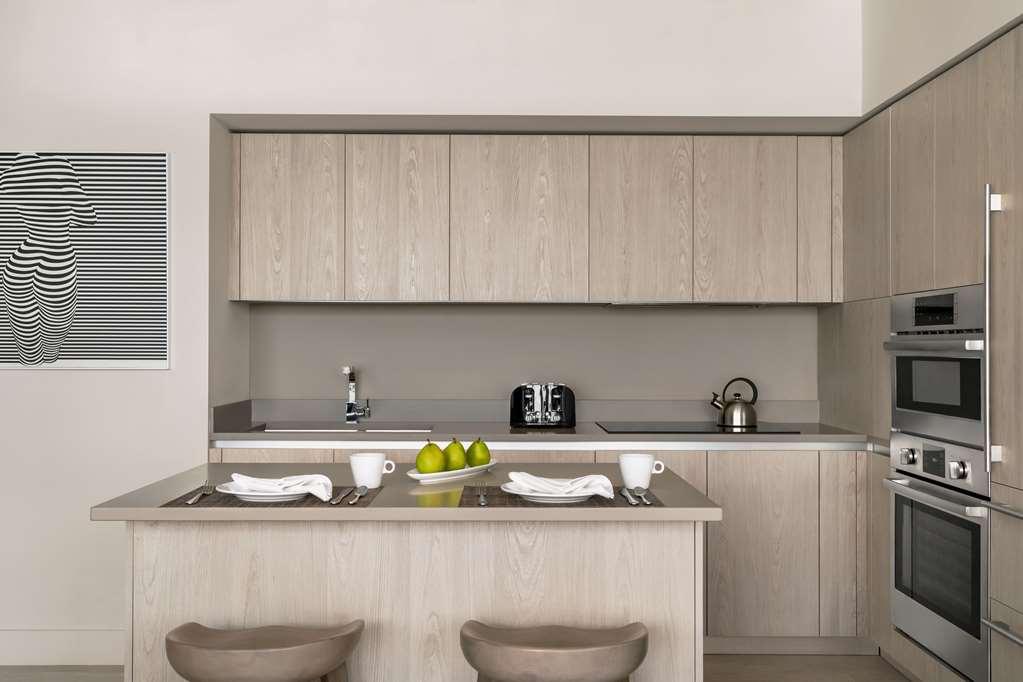 Modern 3 Bedroom At Hollywood 28th Floor Apartment Hallandale Beach