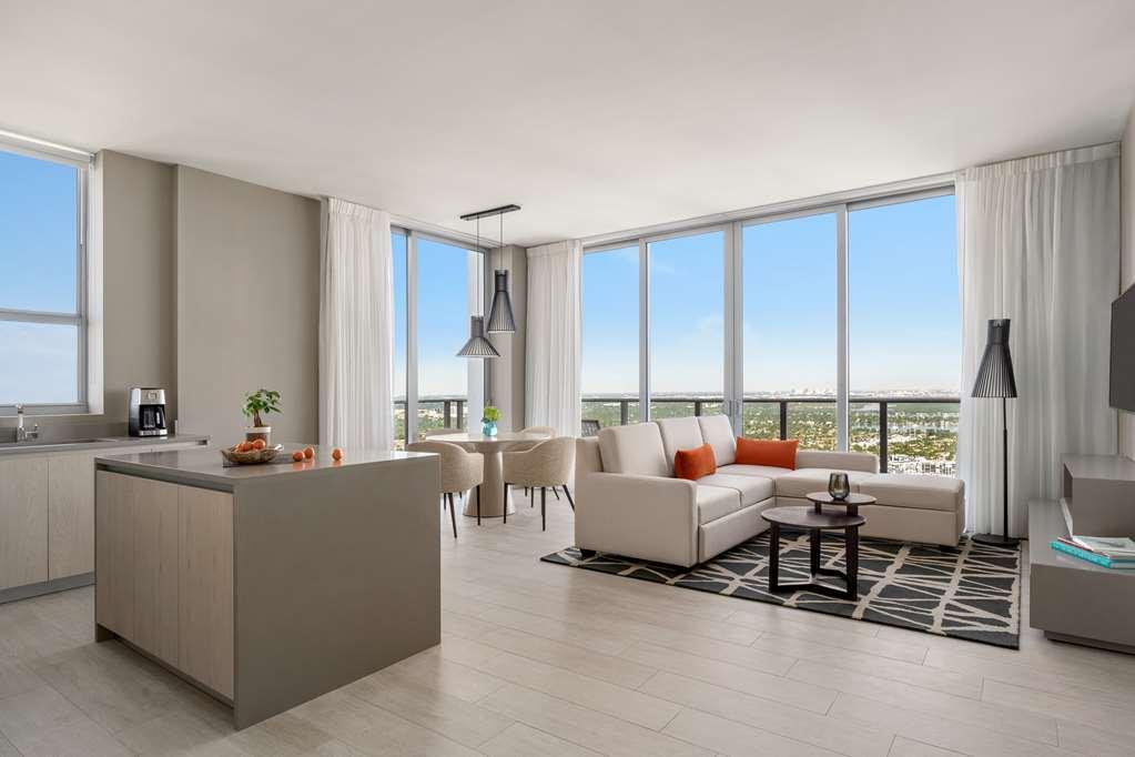 Modern 3 Bedroom At Hollywood 28th Floor Apartment Hallandale Beach