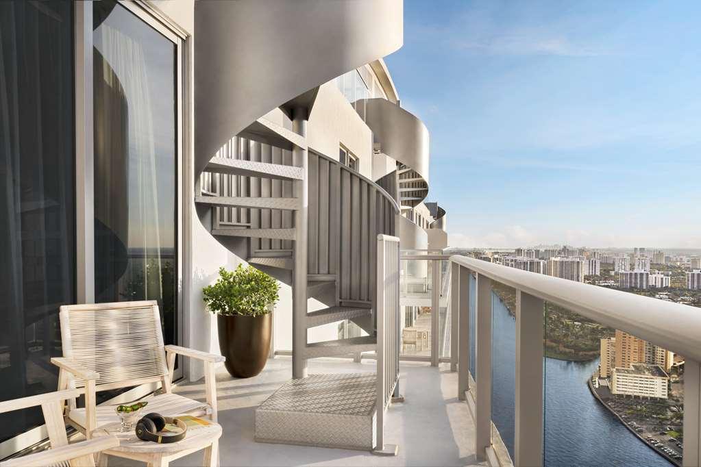 Modern 3 Bedroom At Hollywood 28th Floor *