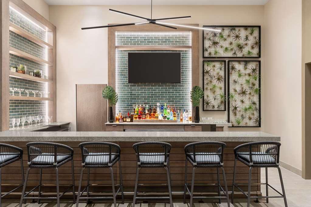 Apartment Modern 3 Bedroom At Hollywood 28th Floor