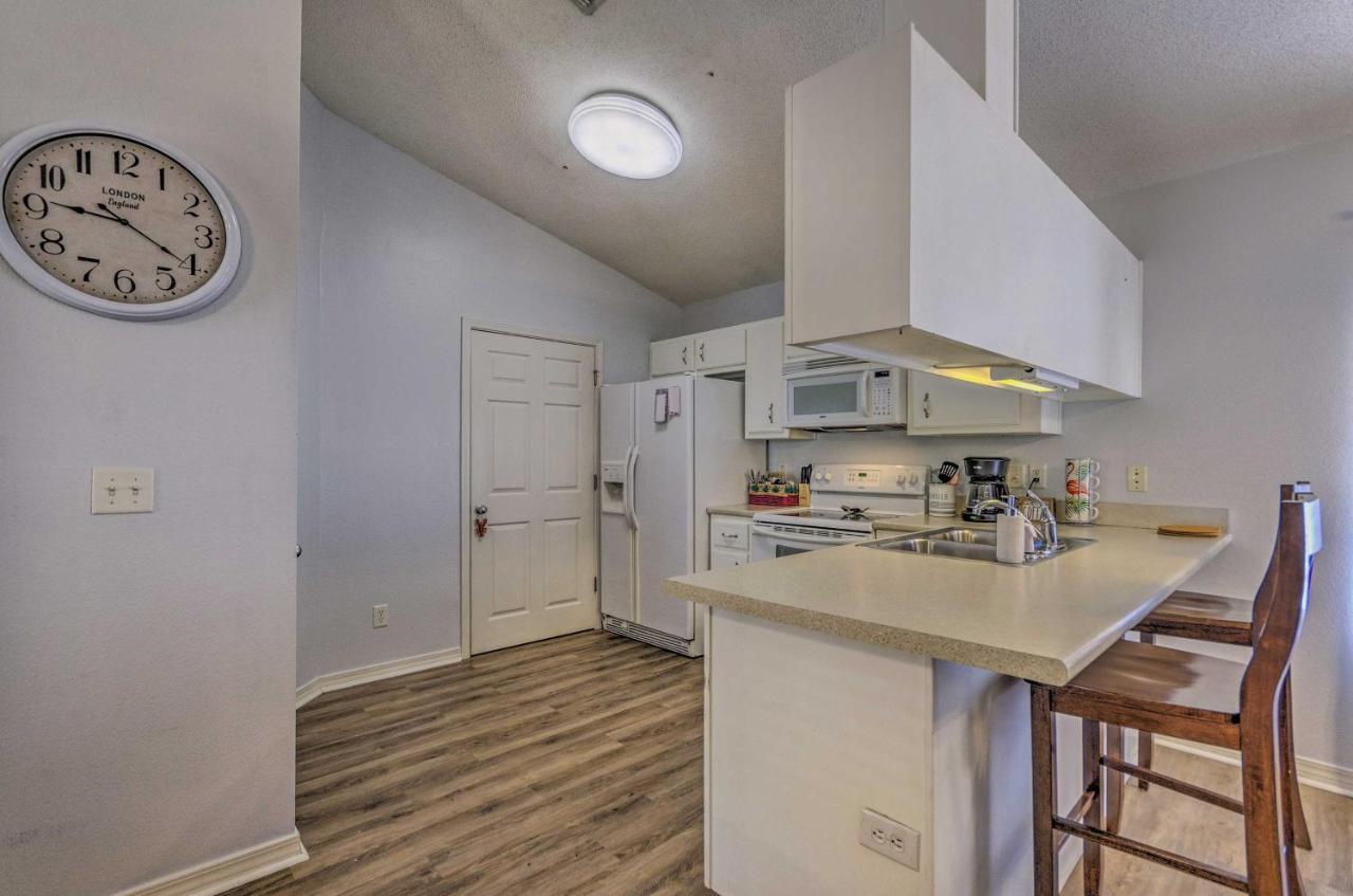 Holiday home 10 Mi To Downtown Pets Welcome!