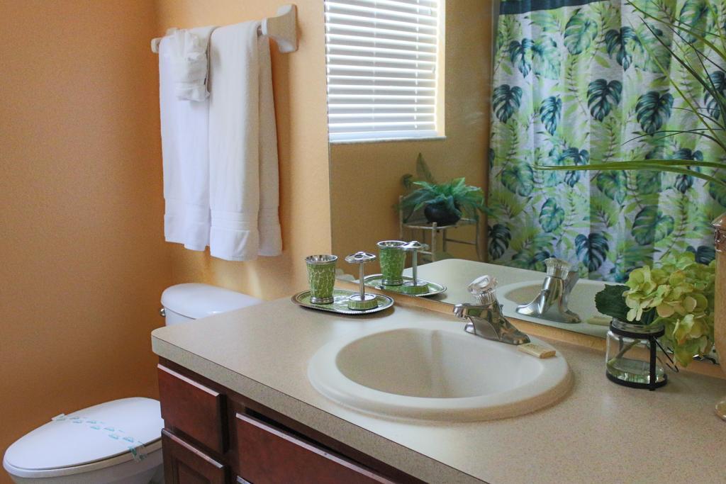Gemini International Vacation Apartment Four Corners