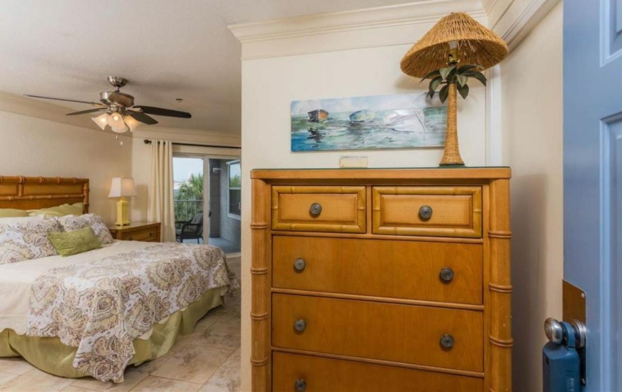 Resort Hibiscus Oceanfront