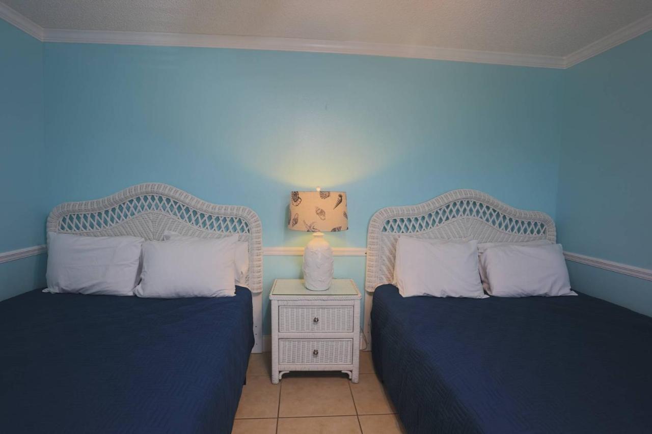 Holiday home 100 - Brisas St. Pete Beach
