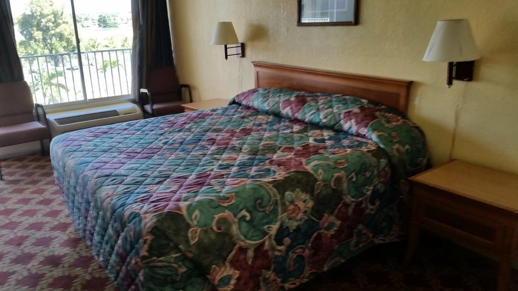 Budgetel Pompano