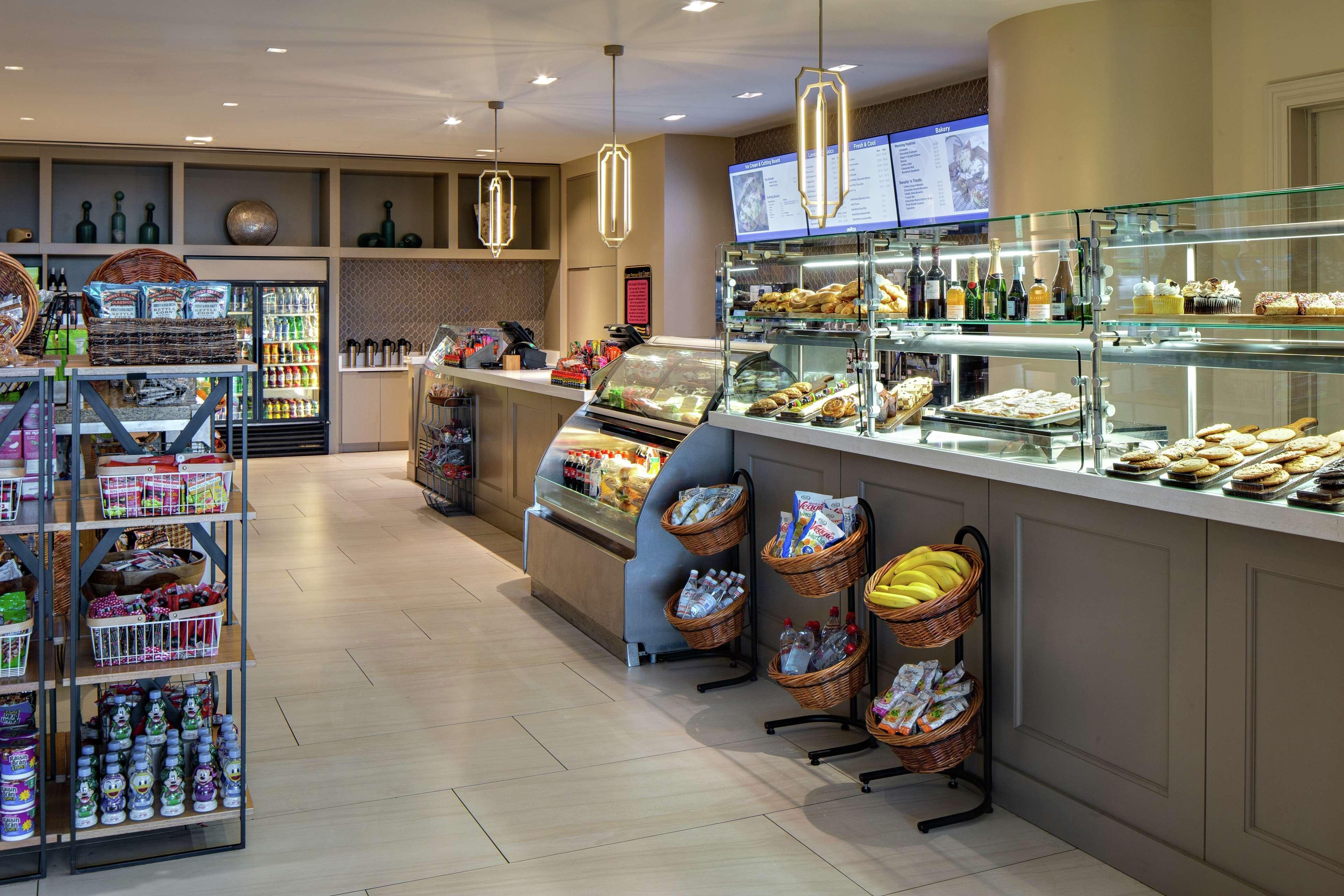 Signia By Hilton Orlando - An Official Walt World