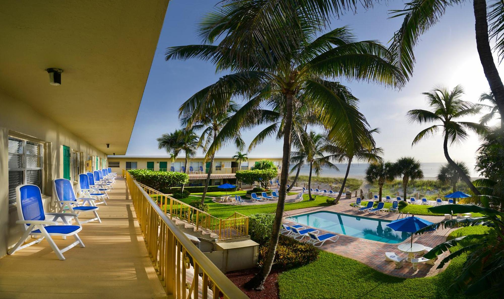 Hotel Tropic Seas 3*