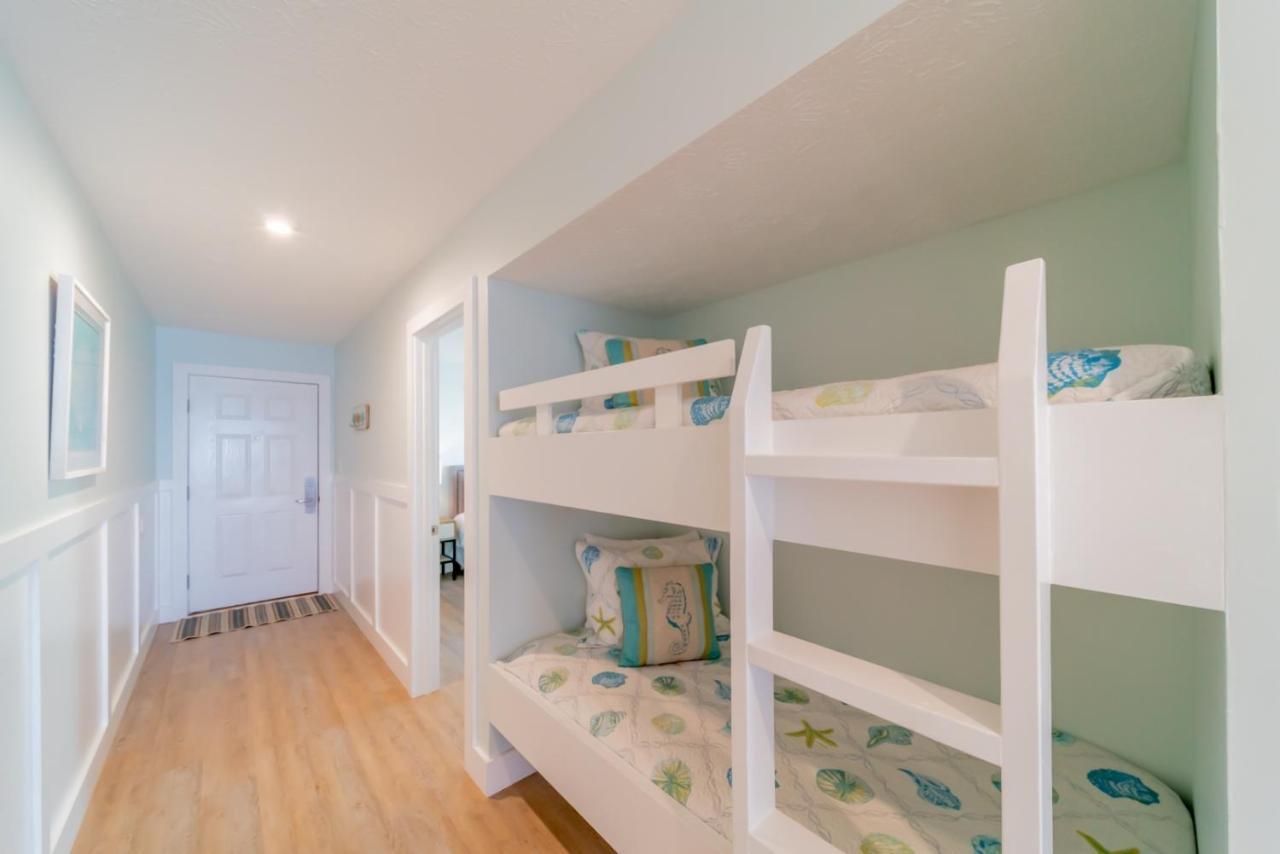 Apartment Eastern Shores - 206 *