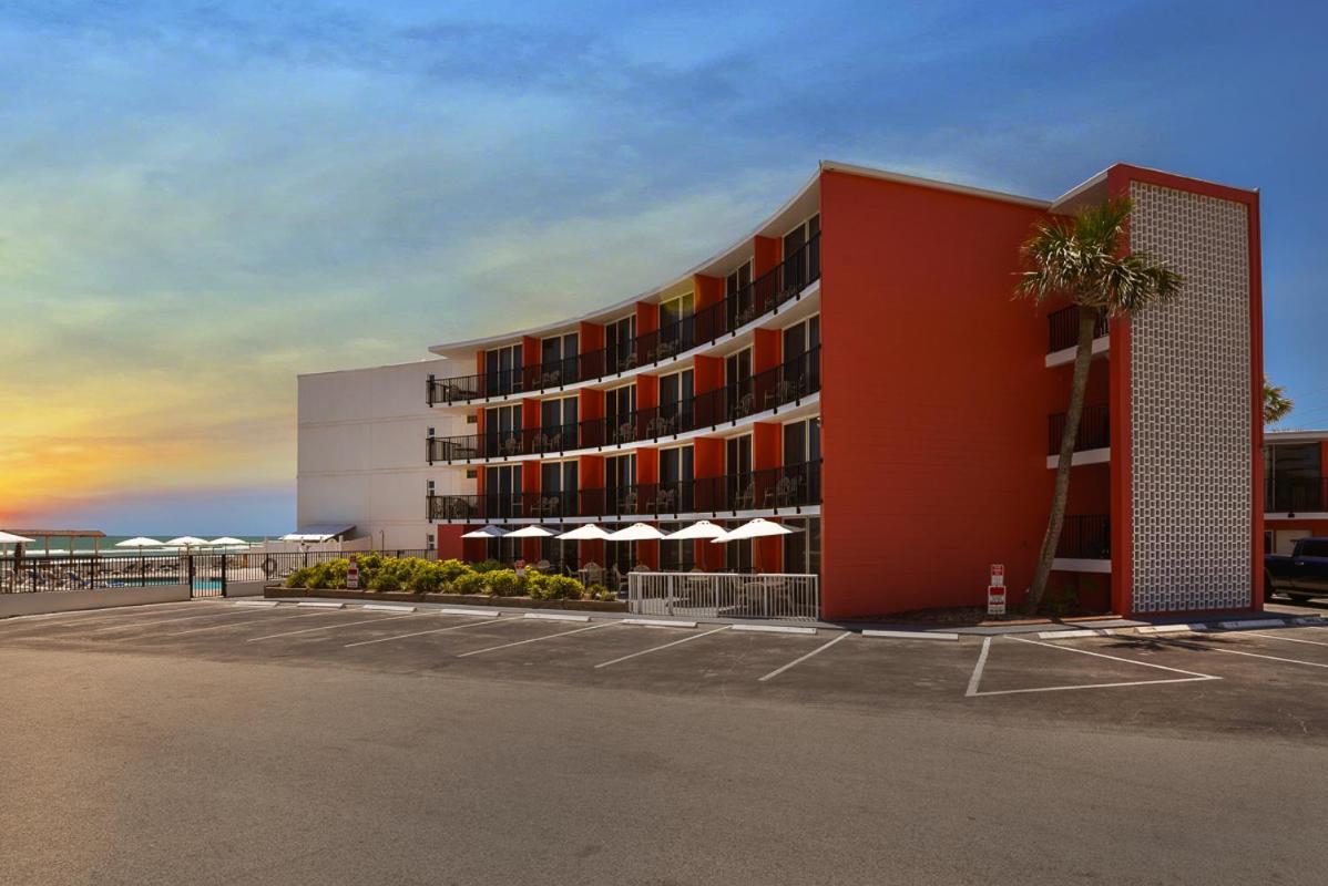Cove Oceanfront Motel 3*