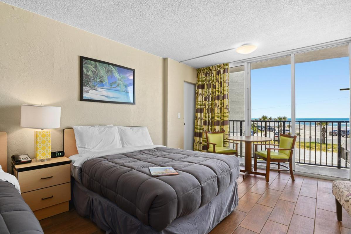 Cove Oceanfront Motel 3*