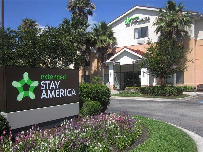 Candlewood Southpoint 2* Jacksonville