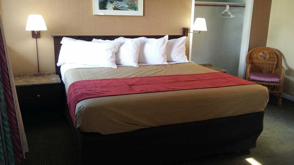 The Palms On Ocean Motel Pompano Beach