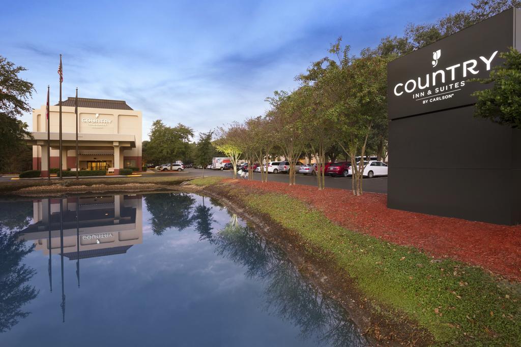 Country & By Radisson, I-95 South, Fl Jacksonville