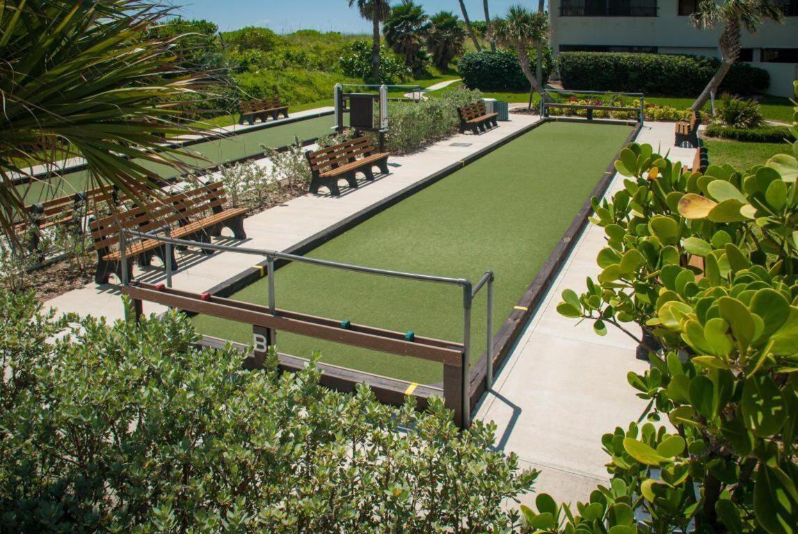 Excellent Front Community, Golf Course, Tennis, Sunny Weather Year Round! * Fort Pierce