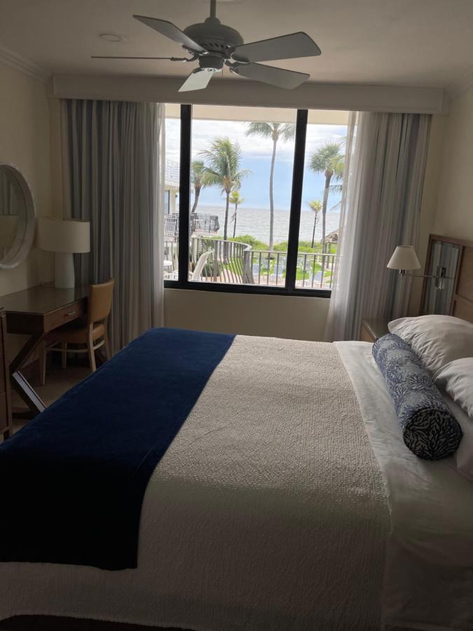 High Noon Hotel