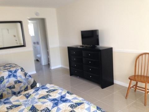 Deerfield Beach Motel