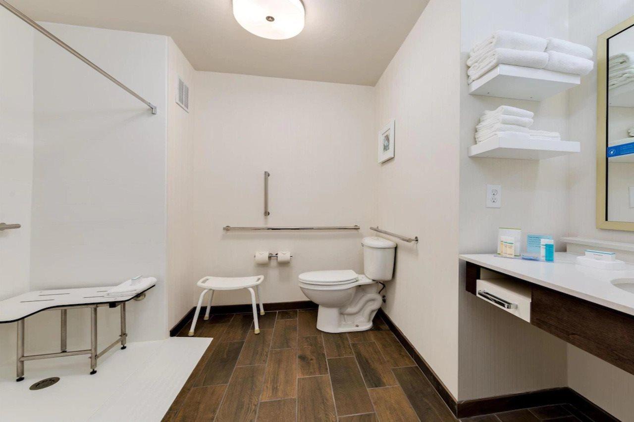 Hotel Hampton Niceville-elgin Air Force Base 3*