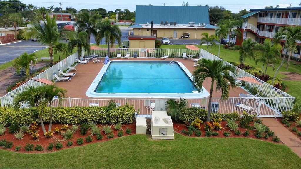 Budgetel Pompano Motel 2*