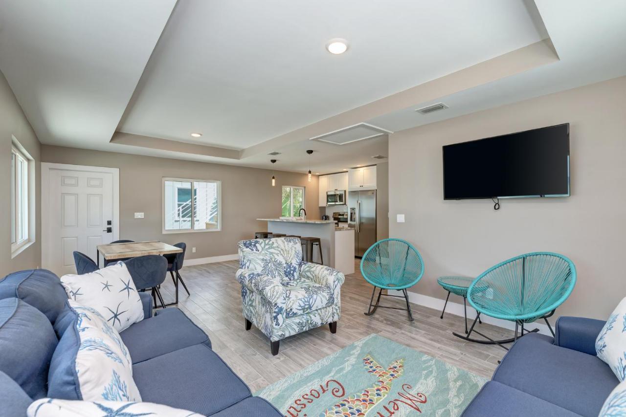 Holiday home Ami Gulf Lookout-views Of The Gulf From Every Room-rooftop Terrace Bradenton Beach