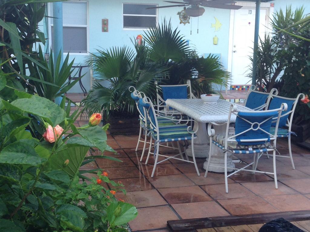 Hotel Angelfish Hollywood
