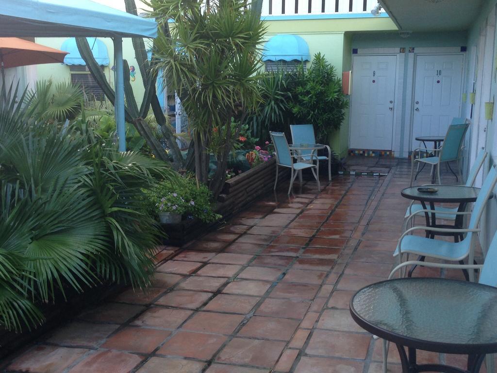 Hotel Angelfish Hollywood