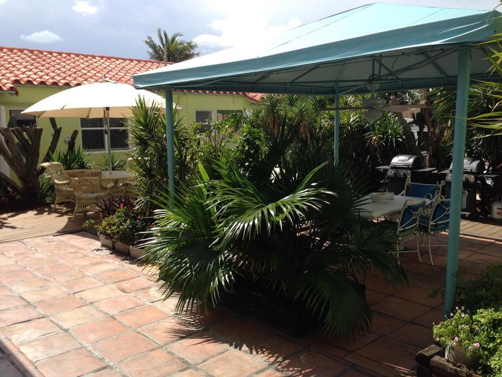 Angelfish Hotel