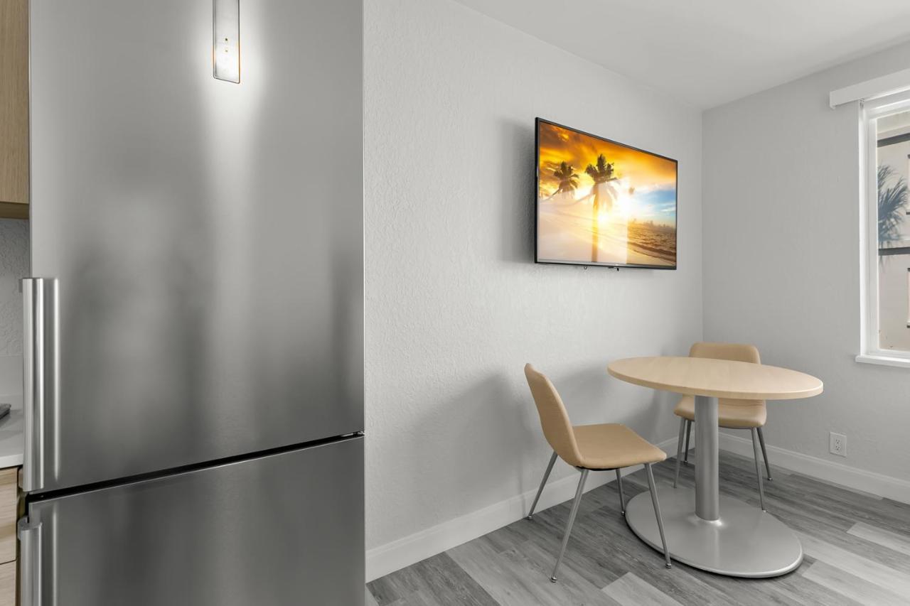 Grand Shores West 3*