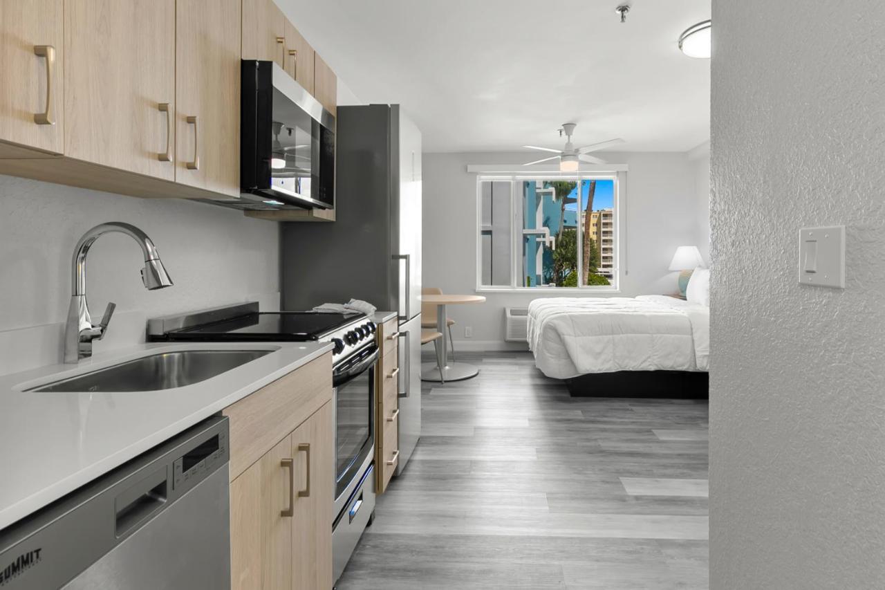 Grand Shores West Hotel Redington Shores