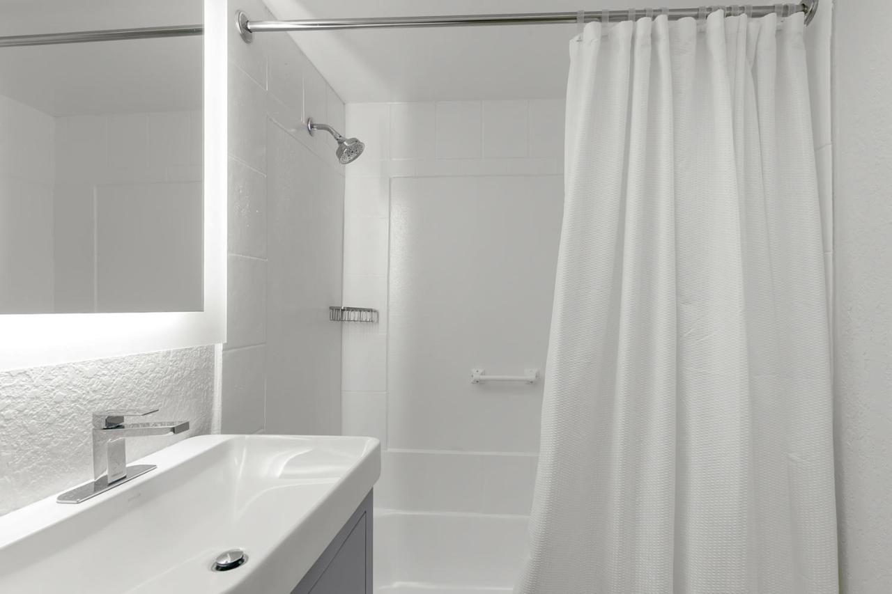 Grand Shores West Hotel Redington Shores