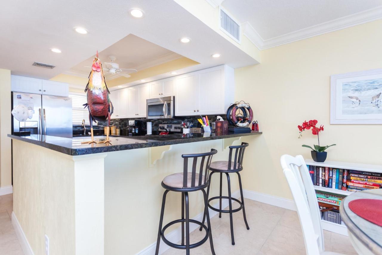 Shores Club 505 Apartment *