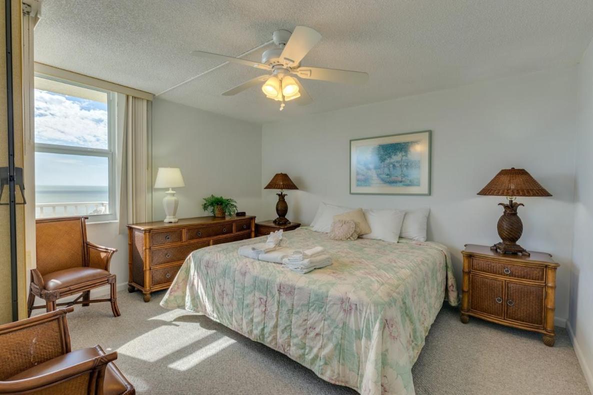 Apartment Estero Tennis 1204a