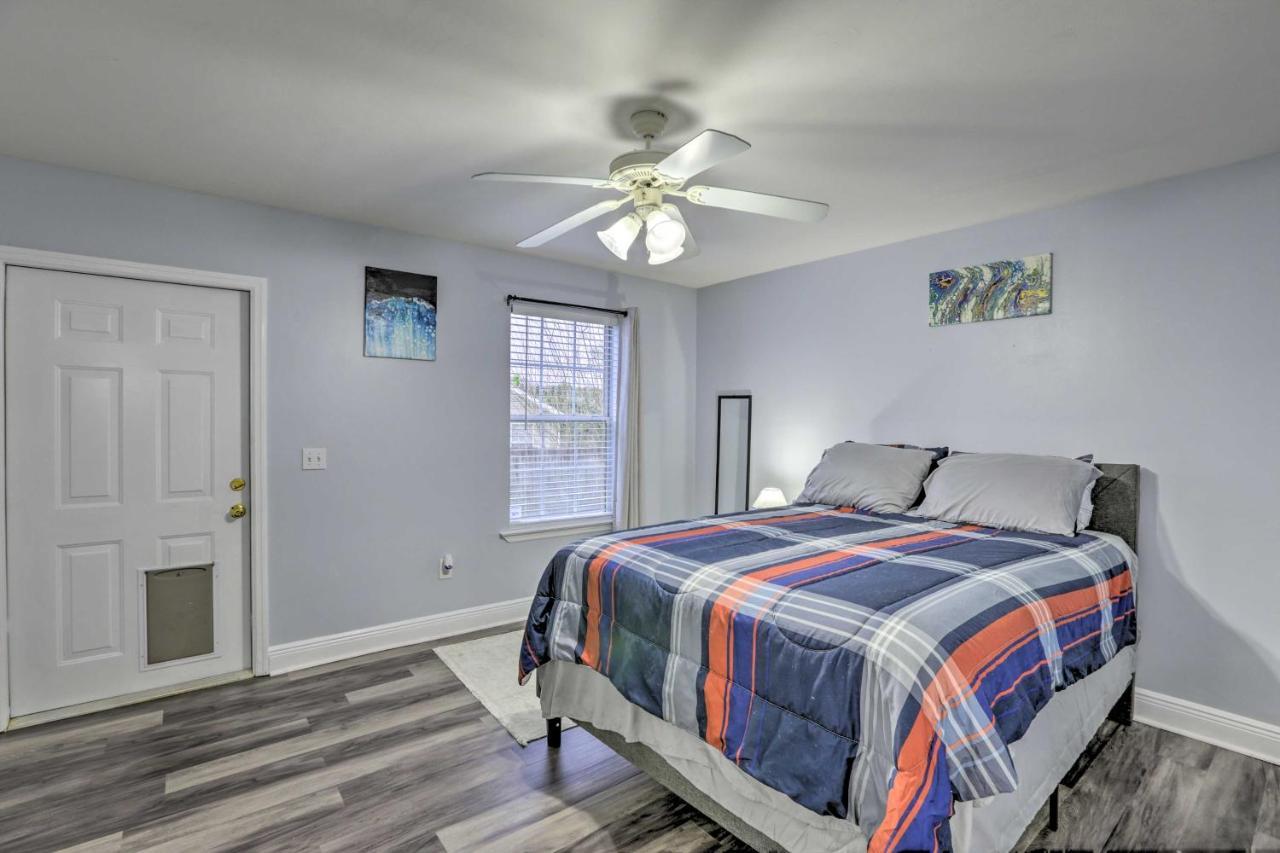 Holiday home Tidy Townhome About 7 Mi To Downtown! *