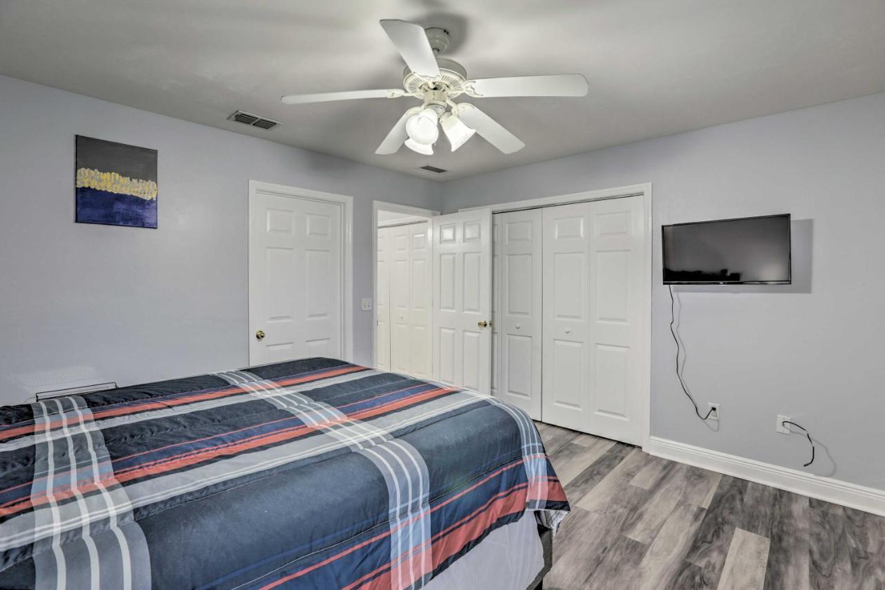 Holiday home Tidy Townhome About 7 Mi To Downtown! *