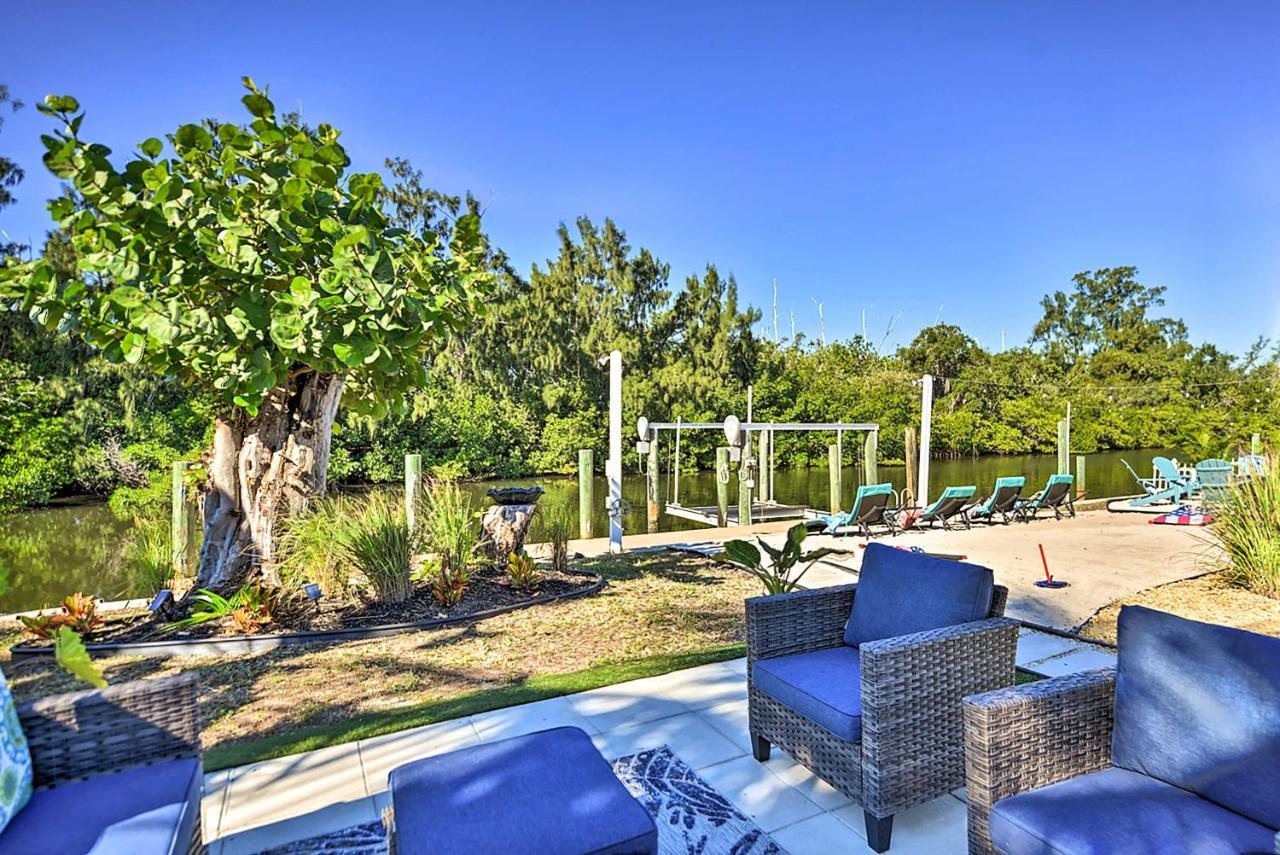 Waterfront Heated Pool And Fire Pit * Bradenton