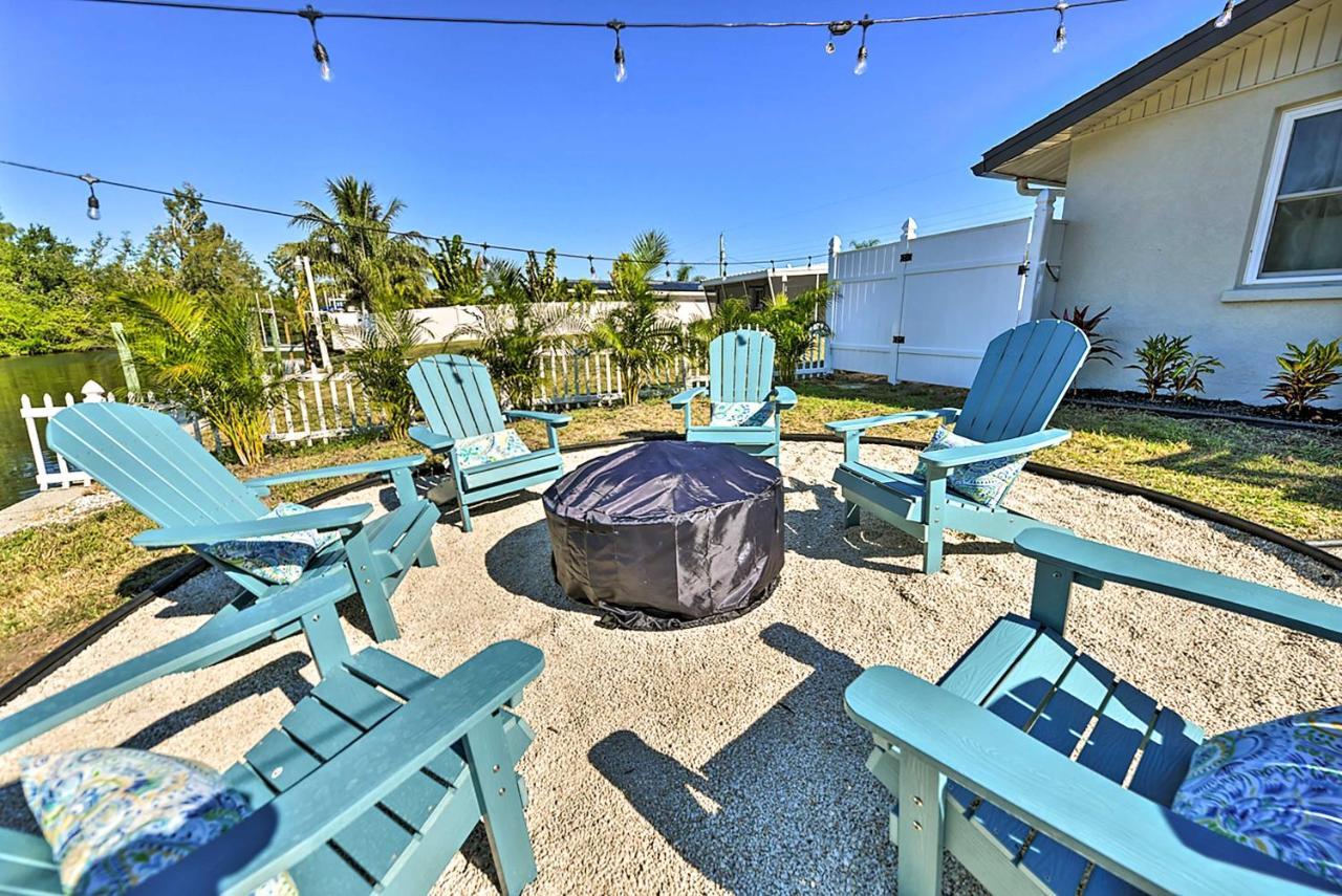 Holiday home Waterfront Heated Pool And Fire Pit *